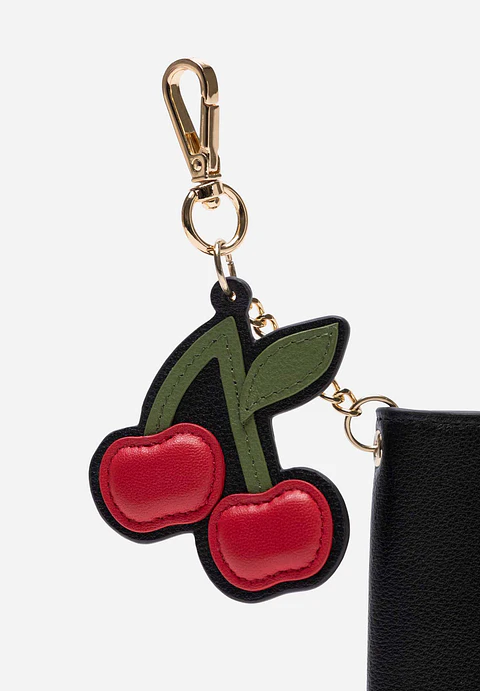 Charm Cuero Cerezas Pop