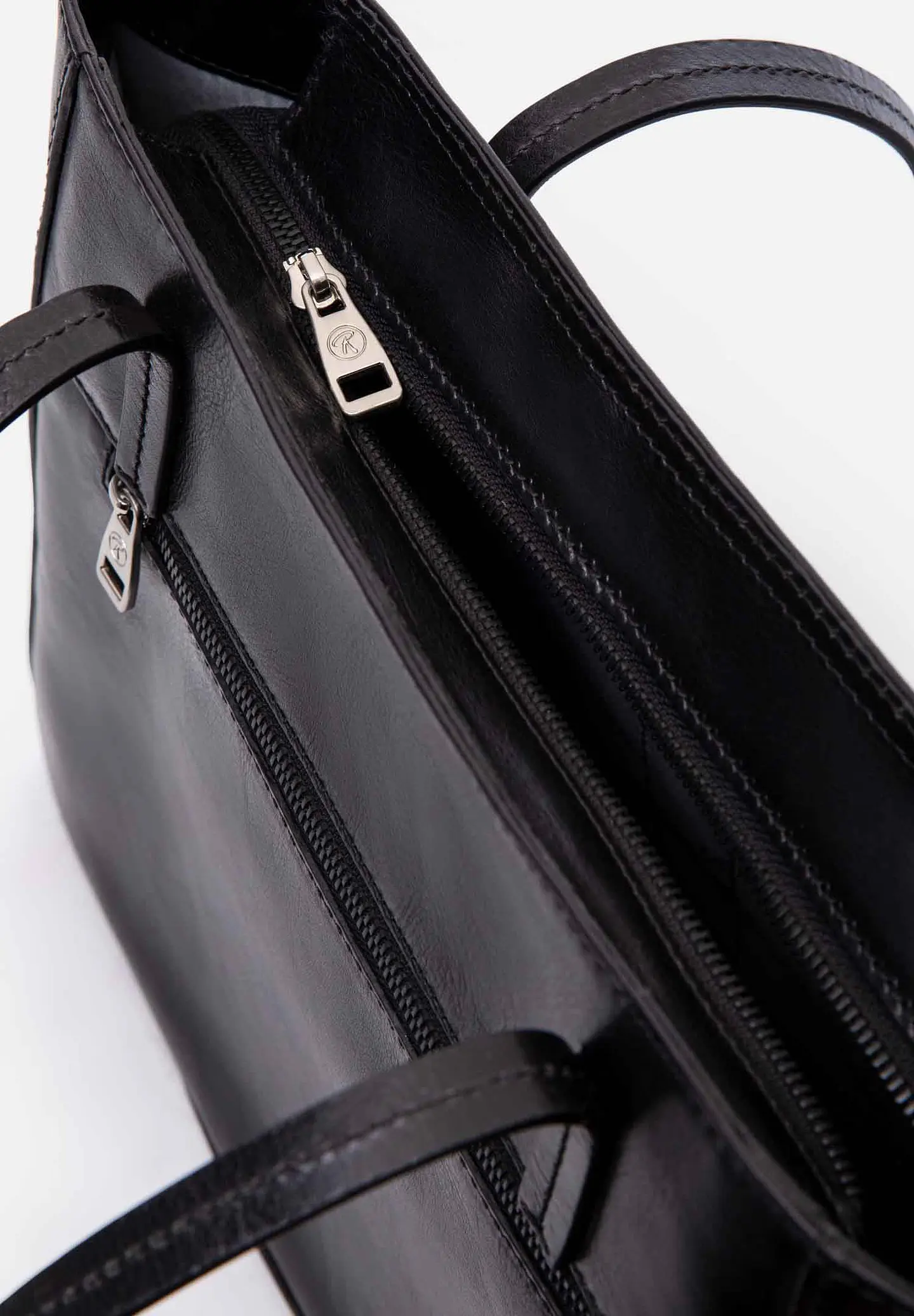 Cartera Essential Heritage 9
