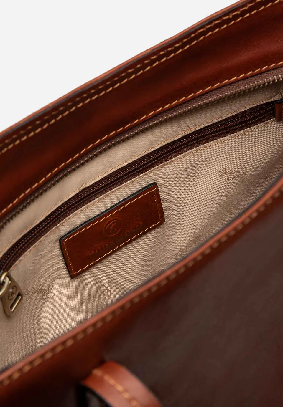 Cartera Essential Heritage 13