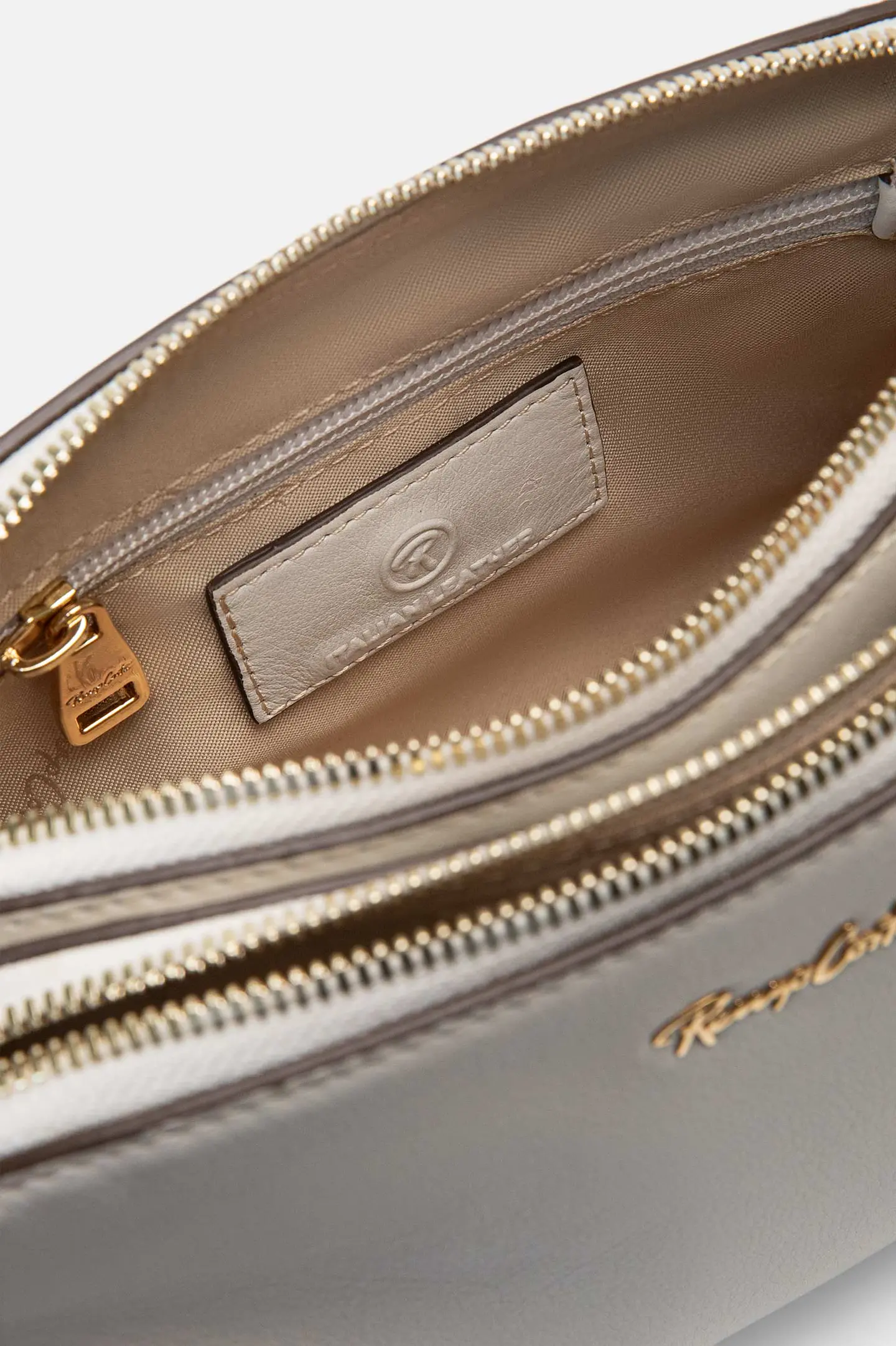 Morral De Cuero Soft Frame 76
