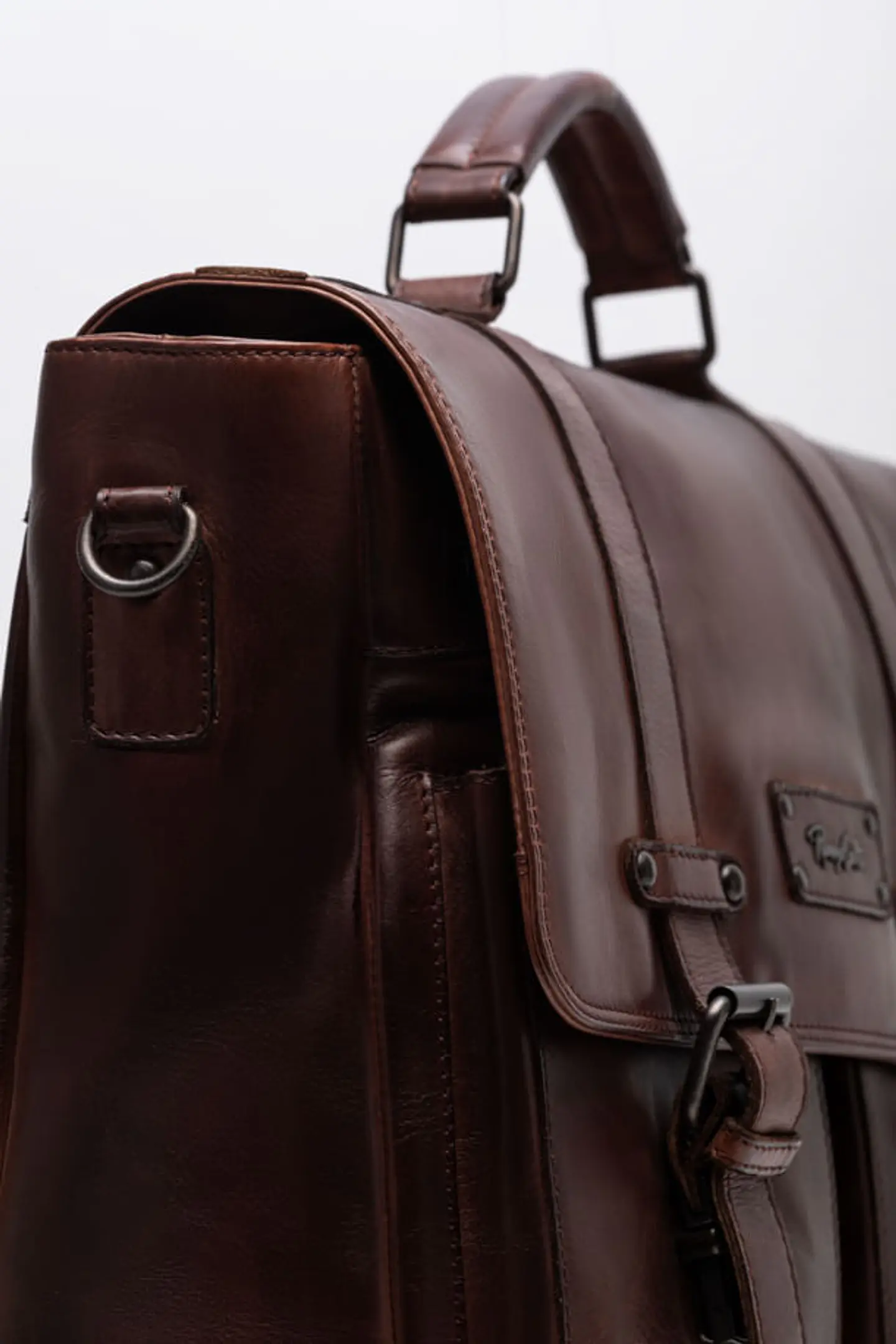 Maletin Cuero Heritage Laptop 21