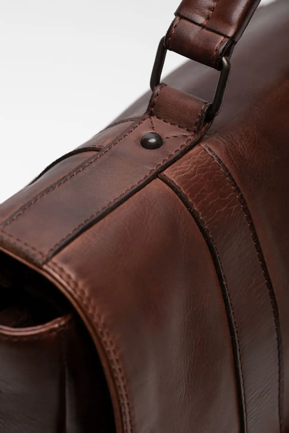 Maletin Cuero Heritage Laptop 27