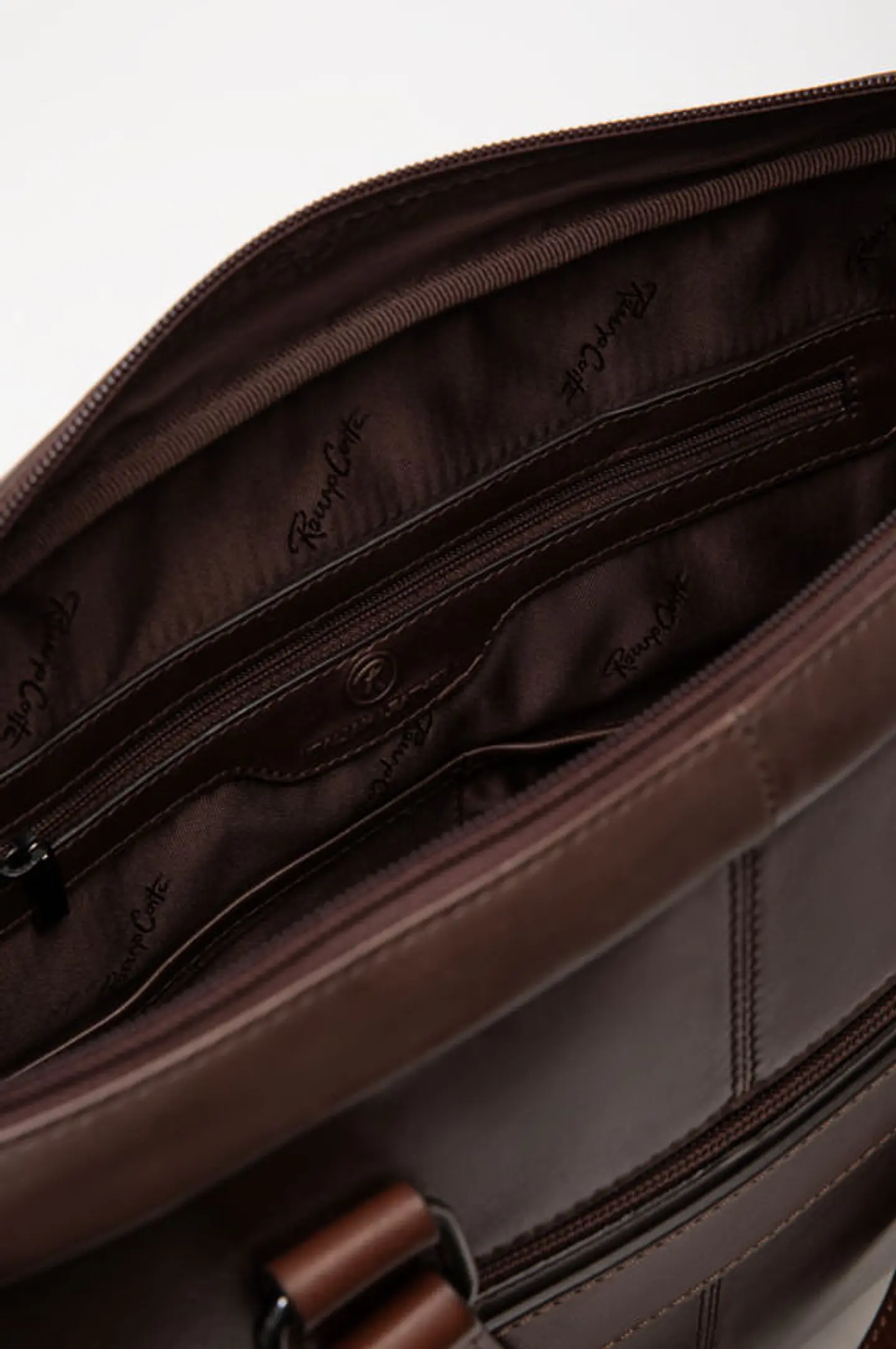 Maletin Cuero Urban Feel Laptop 6
