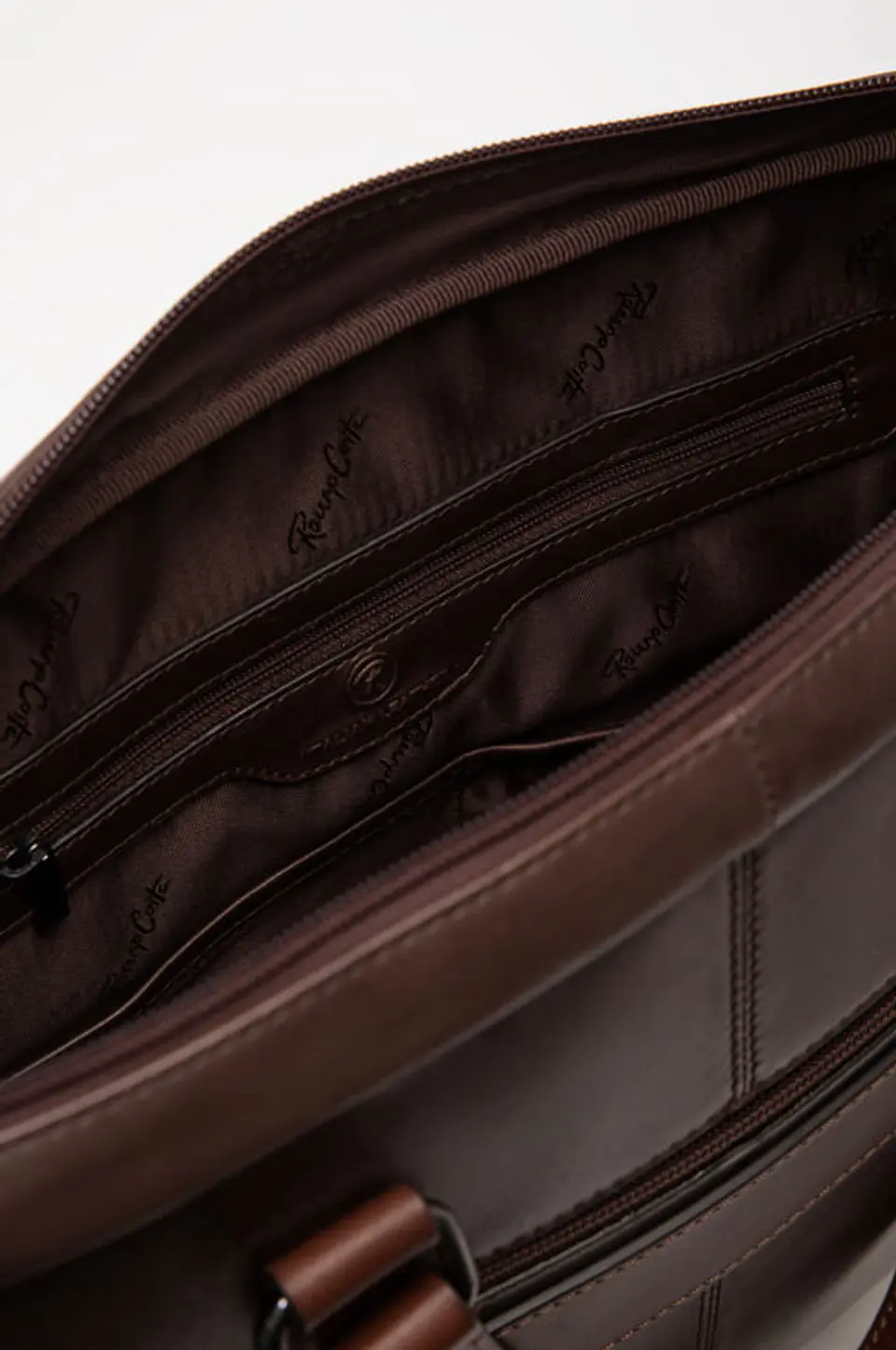 Maletin Cuero Urban Feel Laptop 6