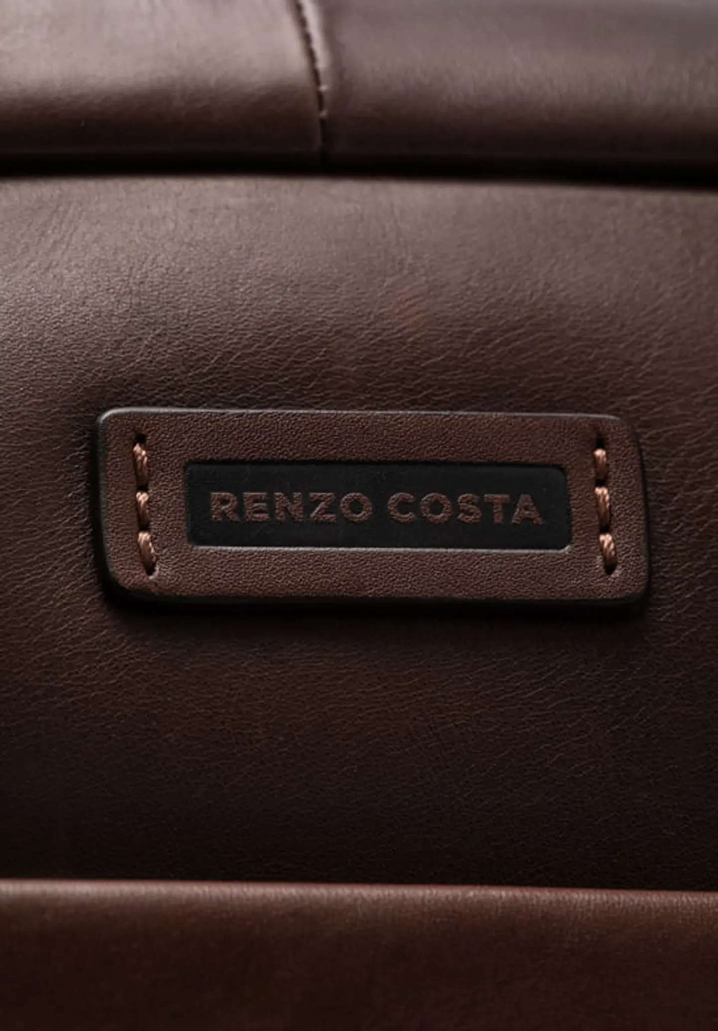 Maletin Cuero Urban Feel Laptop 9