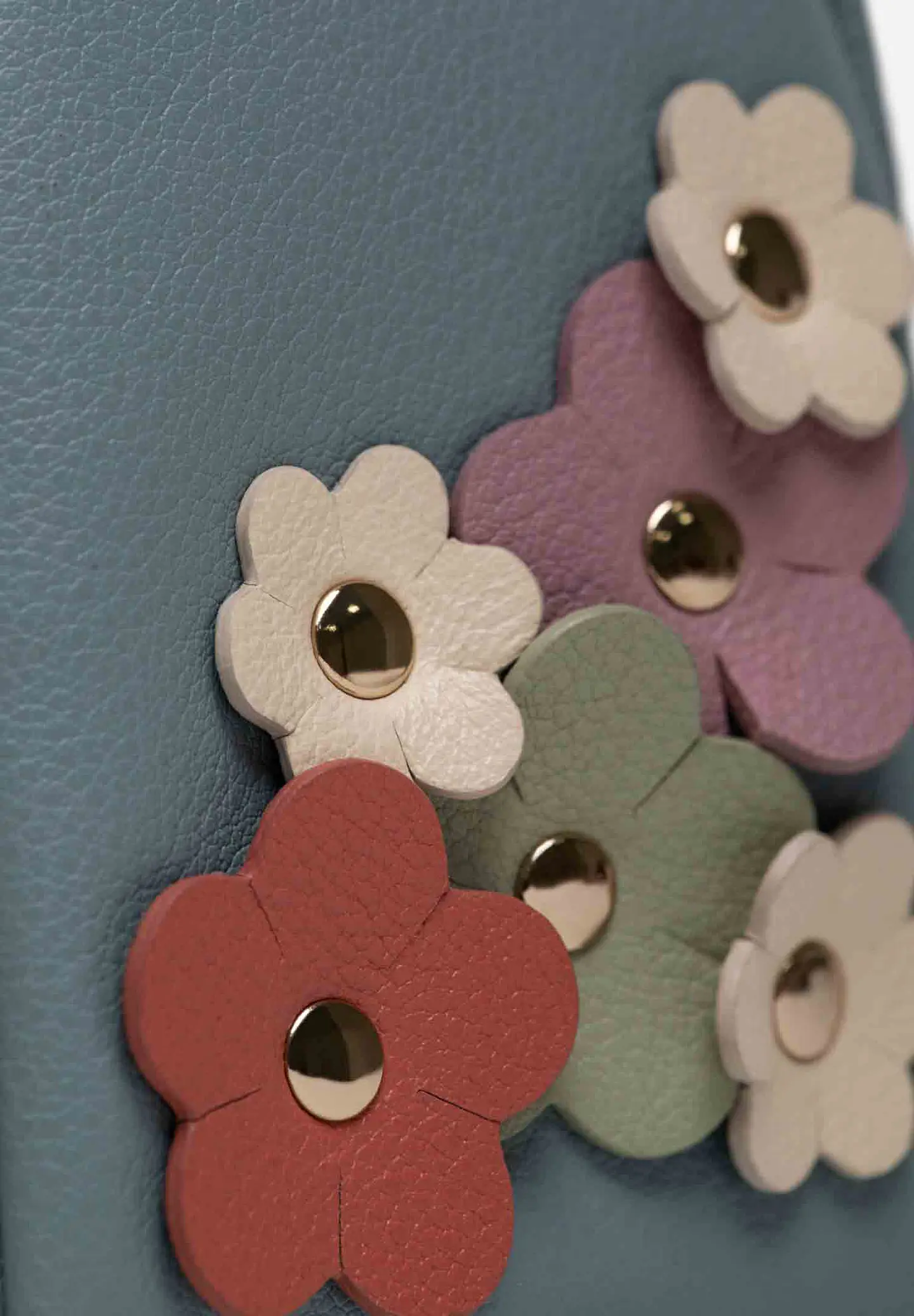 Charm Bloom 2