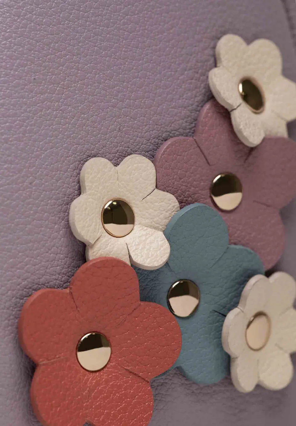 Charm Bloom 6
