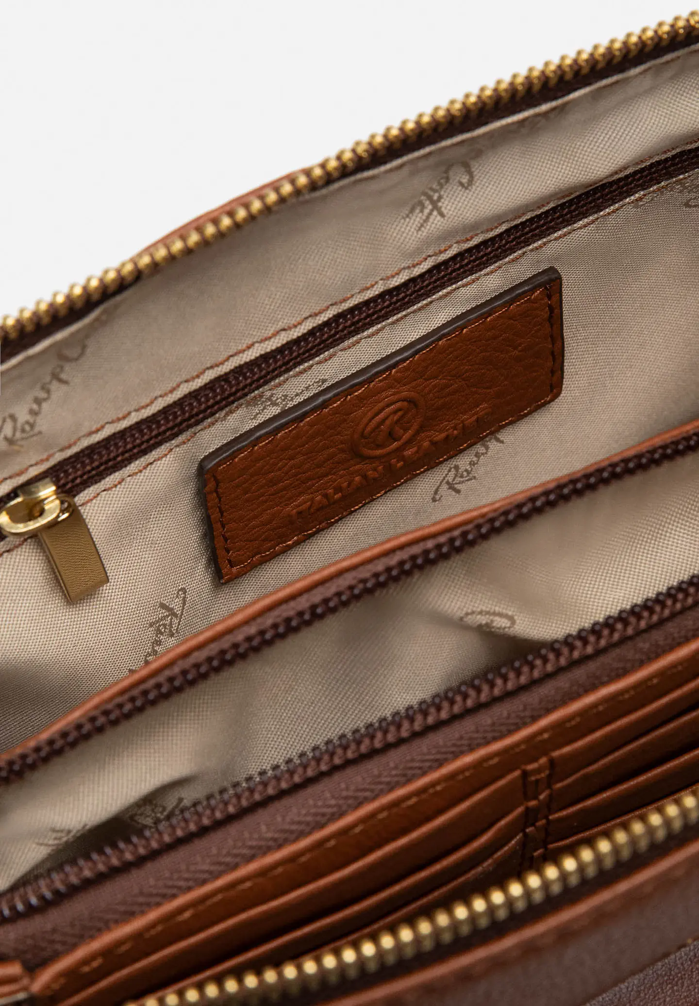 Morral De Cuero Mustard Essence 10