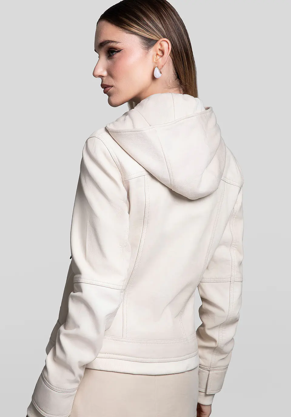 Casaca Cuero Contour 119