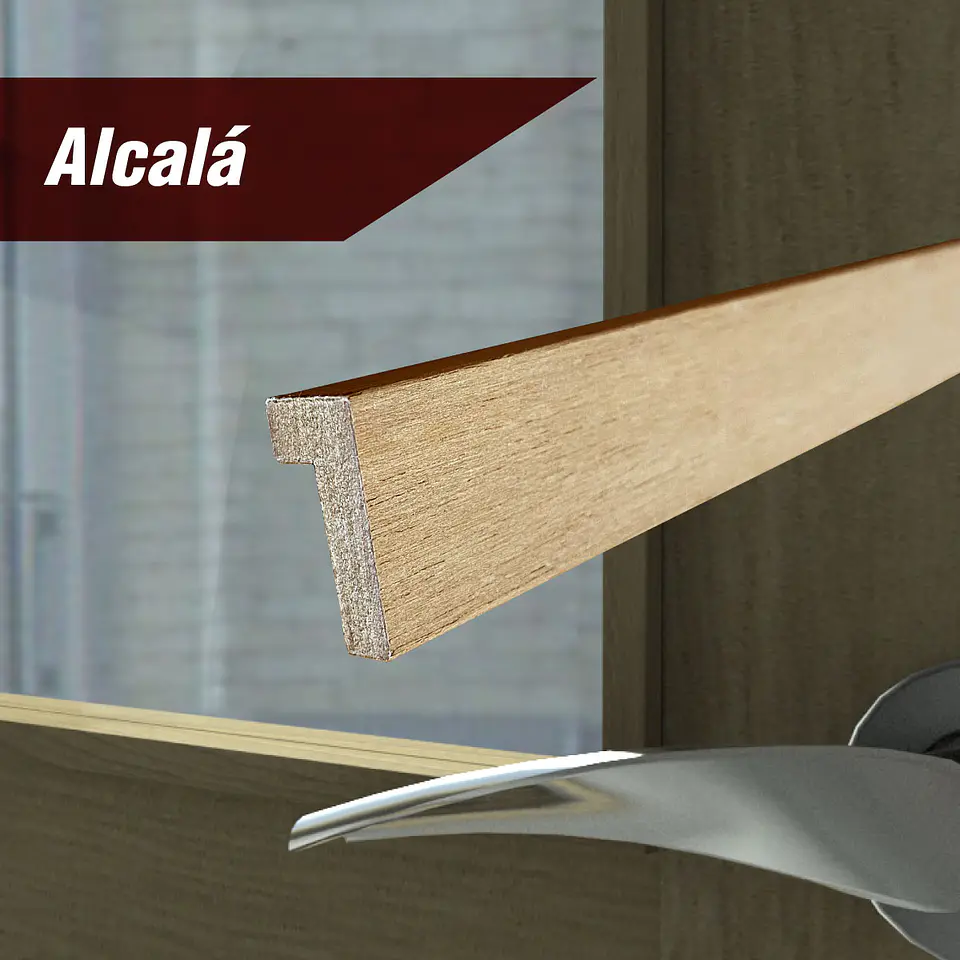 Junquillo Alcalá MDF Enchapado Mara 12x27 mm x 2.4 m 3