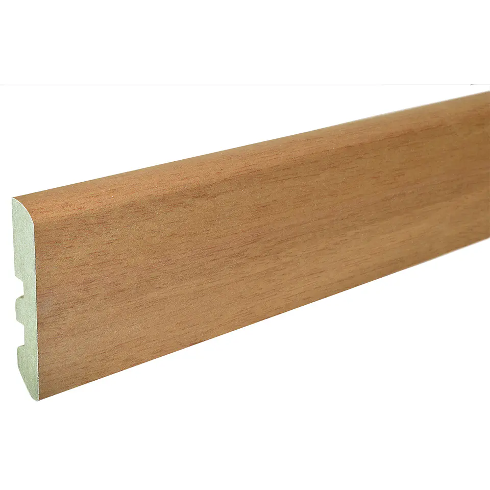 Guardapolvo GP22 MDF Mara Clara Barniz  12x68 mm x 2.4 m  2