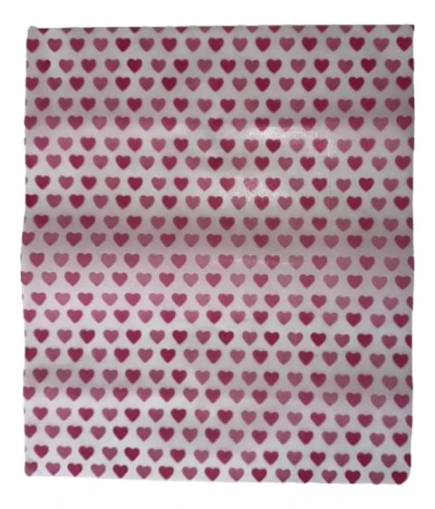 Pack 10 Hojas Papel Mantequilla Diseño Corazones 25x21cm