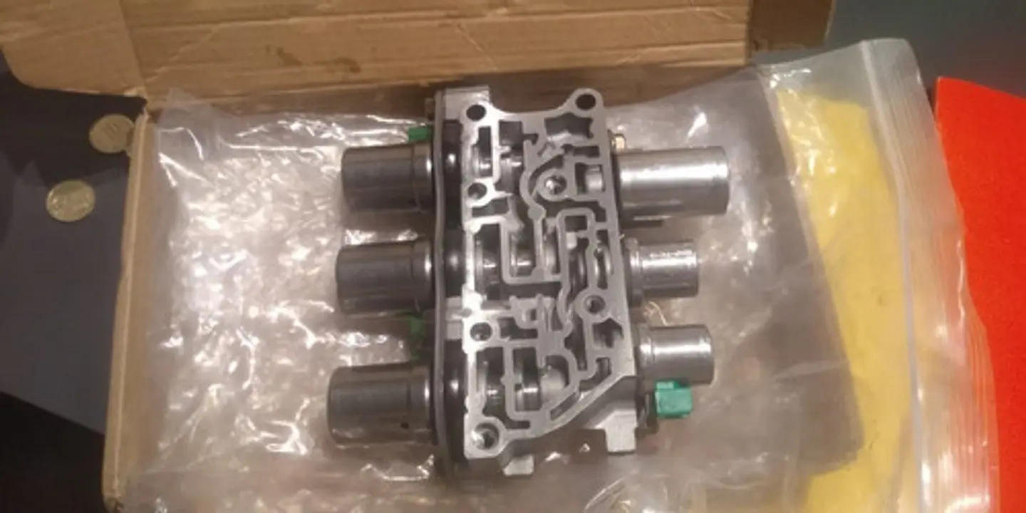 Solenoide C/u  Mazda Y Ford Fnr5 4f27e 3