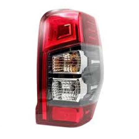 FAROL TRASERO DERECHO LED L200 19/24