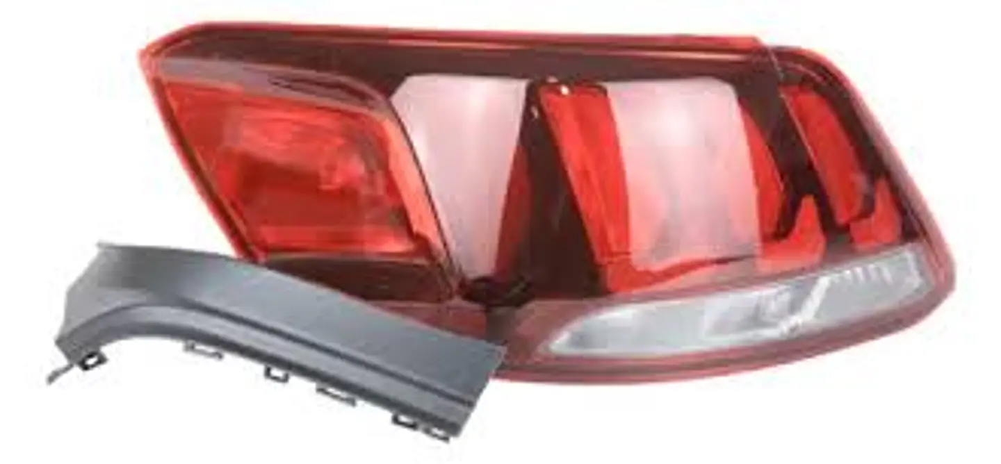 Farol Peugeot 301  13-17  RH  1