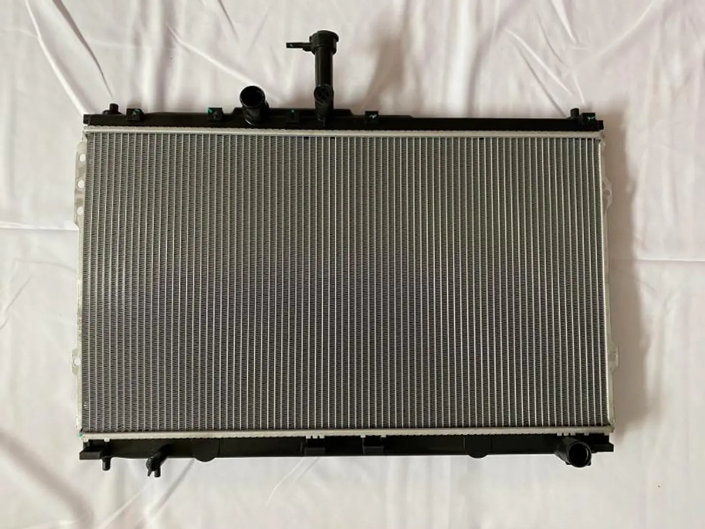 RADIADOR HYUNDAI H1 T/M  11-19  1