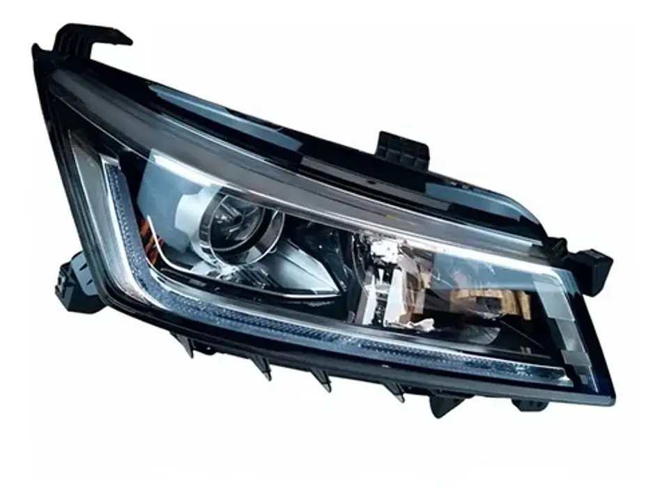 OPTICO CHEVROLET SAIL 8PINES DERECHO LED   1