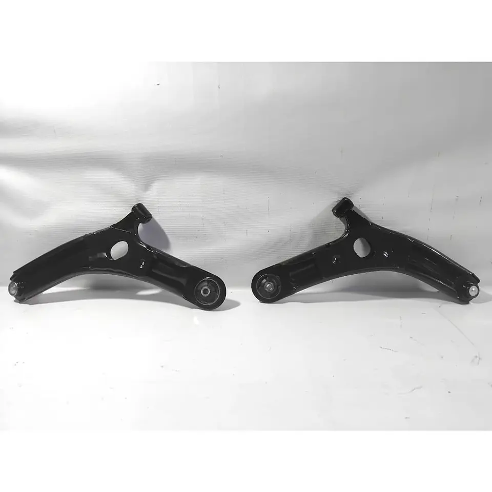 Juego De Bandejas De Suspensión Para DFSK 580 500 Changan CS35 Baic X35 2