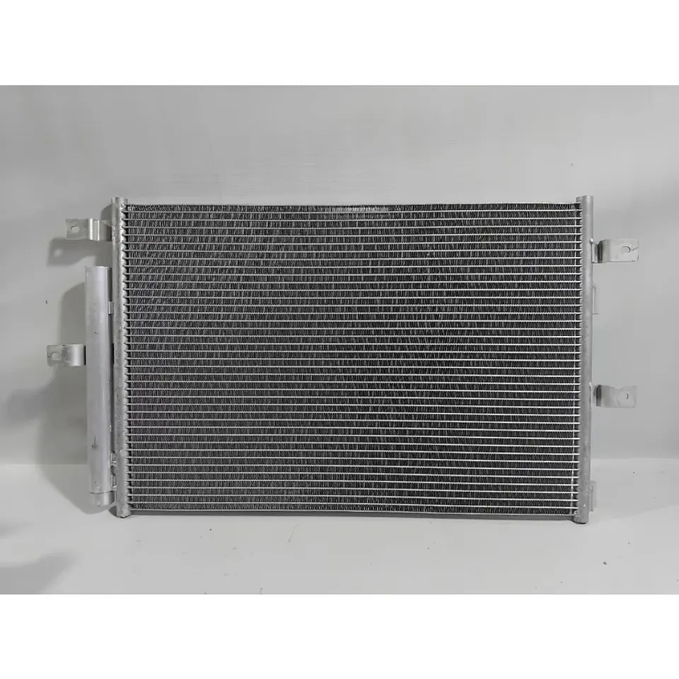 Condensador De Aire Acondicionado Para JAC JS4 2