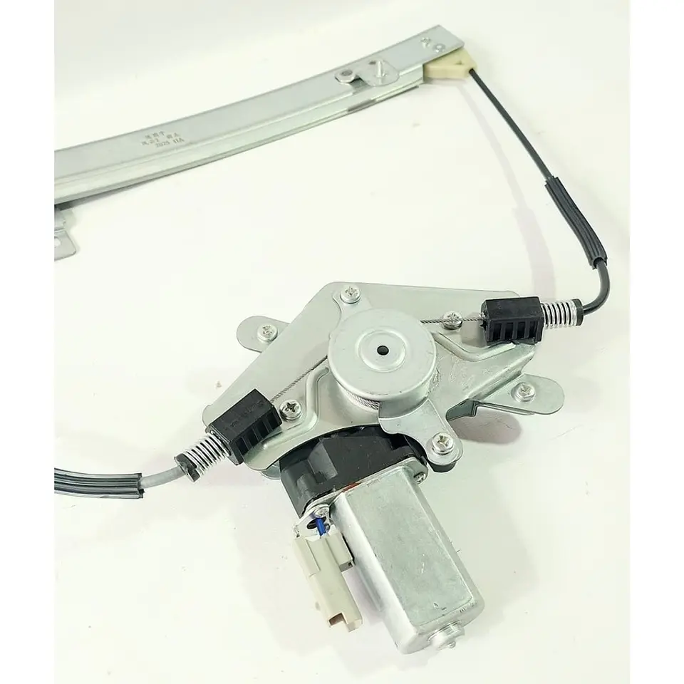 Cremallera Alzavidrio Delantera Izquierda (Lh) Para Chery Fulwin 4