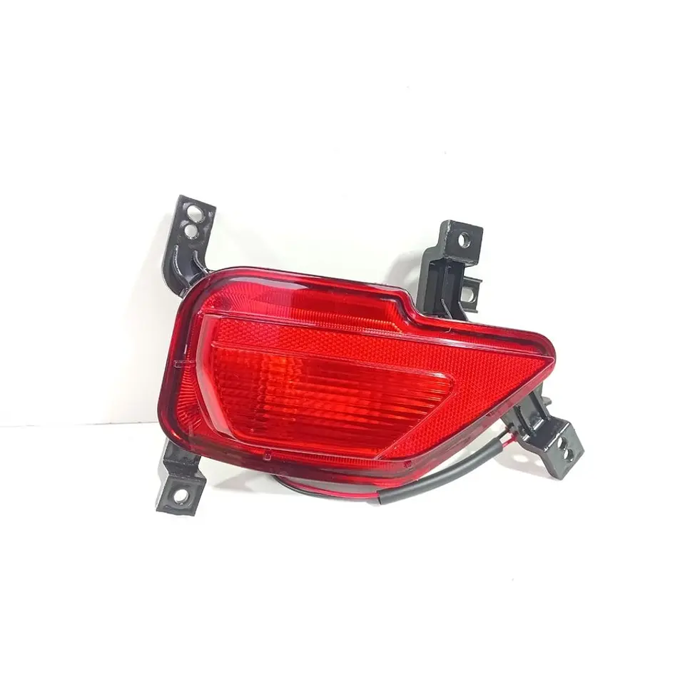 Neblinero Trasero Izquierdo (Lh) Para Changan CS15 New 1