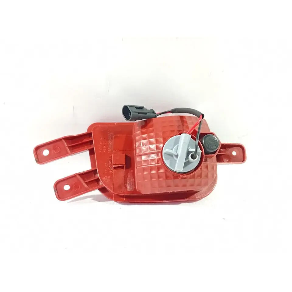 Neblinero Trasero Izquierdo (Lh) Para Chery New Tiggo 1.6 2