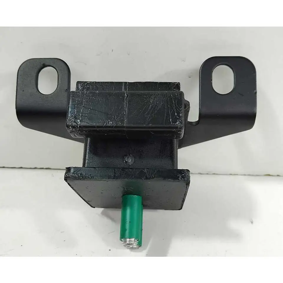 Soporte Motor Derecho (Rh) (14Mm Entre Pernos) Para Great Wall Wingle 5 2.2 H3 H5 3