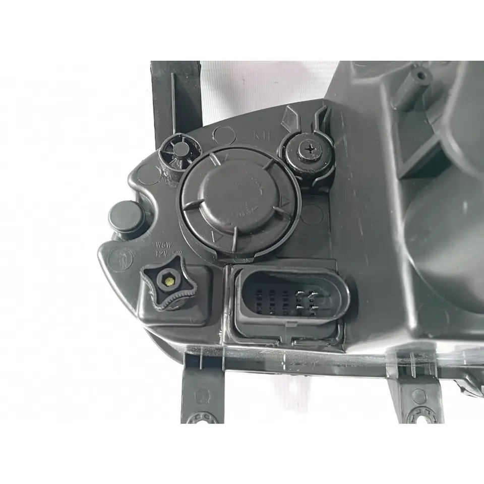 Optico Derecho (Rh) Para Great Wall Wingle 3 2.8 4