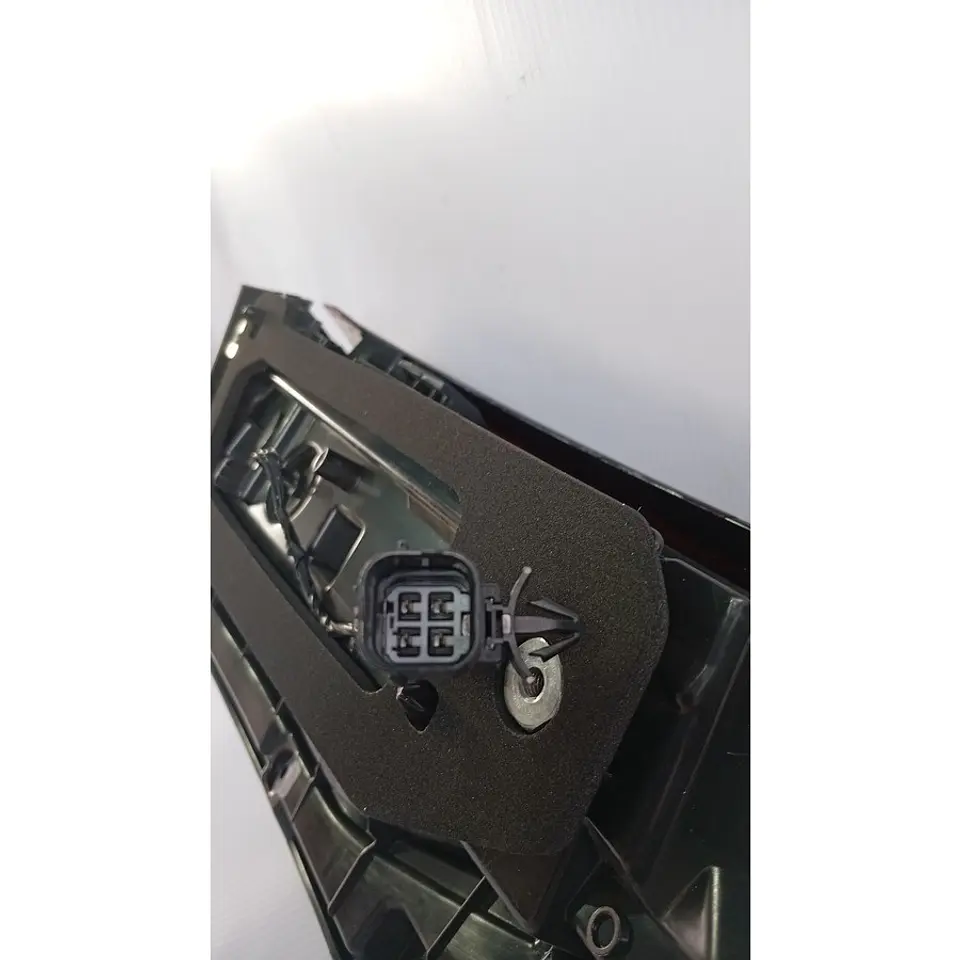 Farol Central Portalon Para Changan CS35 Plus New 3