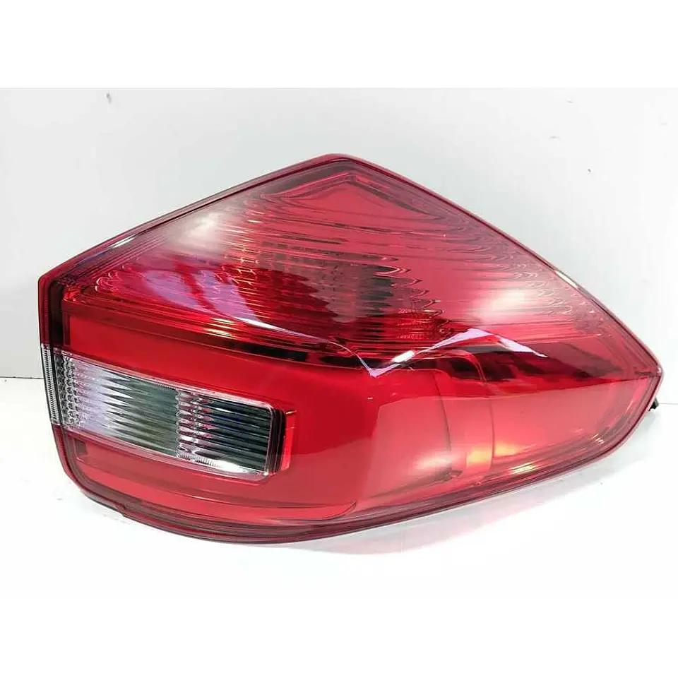 Farol Derecho (Rh) Para Chery Tiggo 2 1