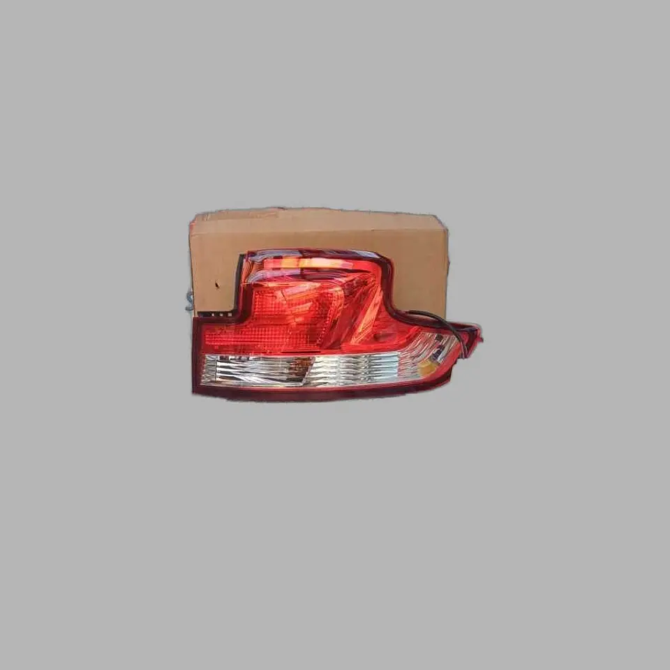 Farol Derecho (Rh) Para Maxus G10 Cargo / Van (Genuino) 1