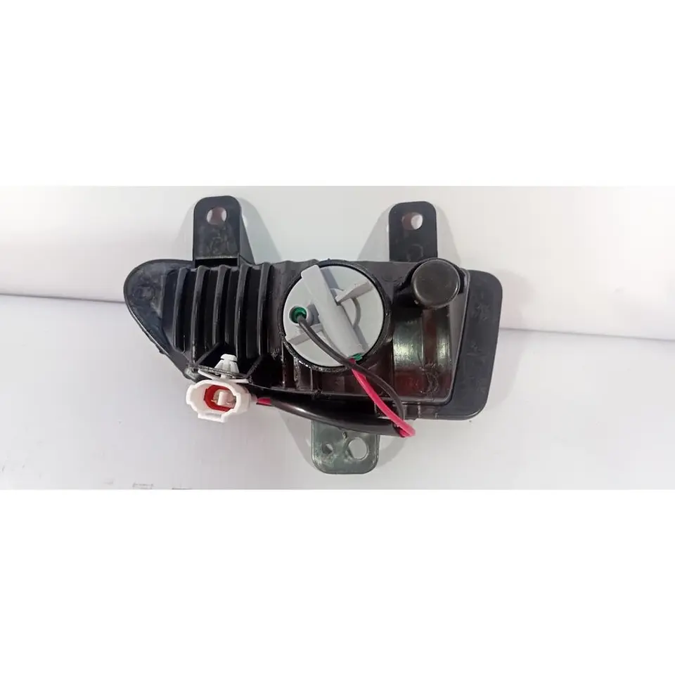 Neblinero Trasero Derecho (Rh) Blanco Para Great Wall C10 C20 2