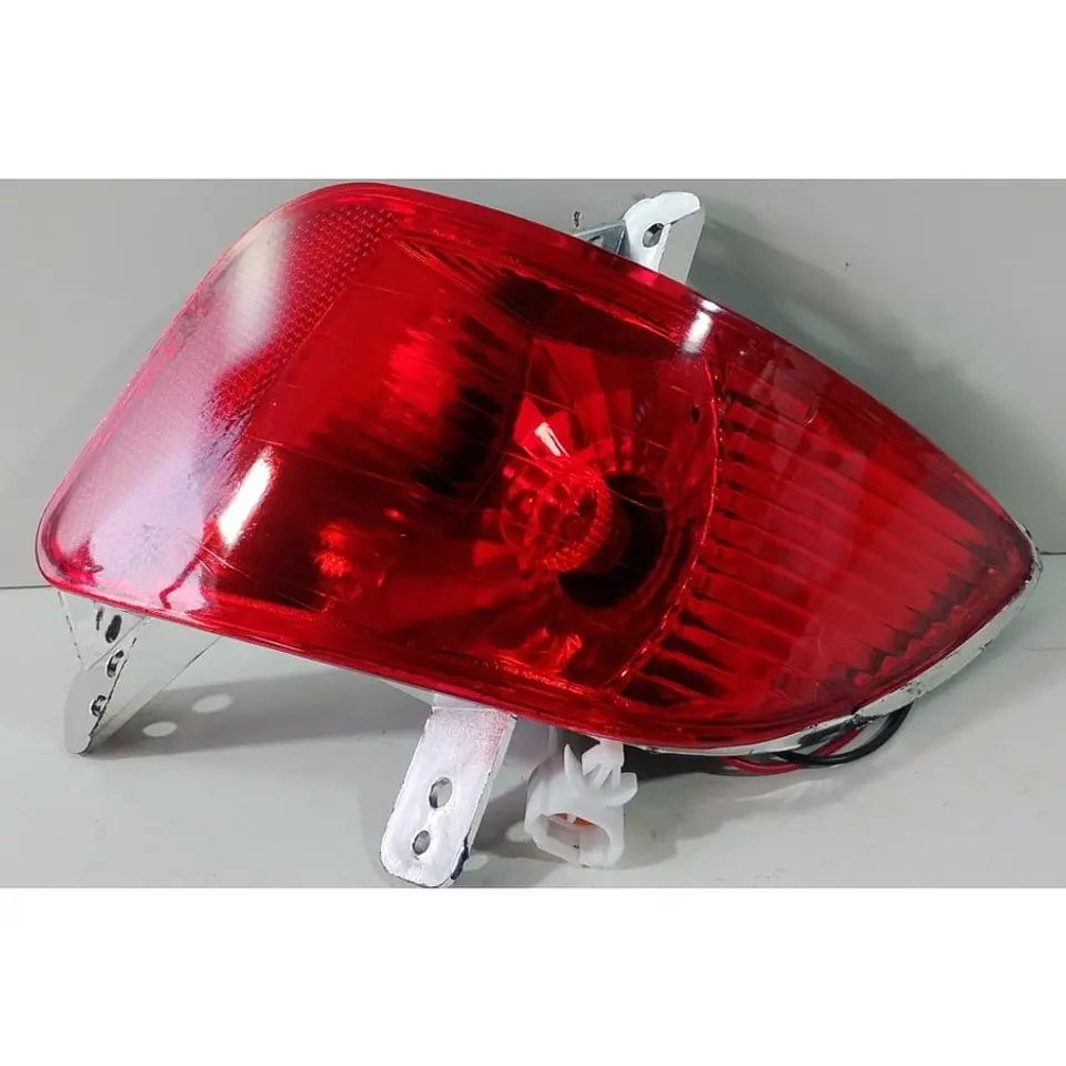 Neblinero Trasero Derecho (Rh) Para Changan M201 Cargo / Van 1