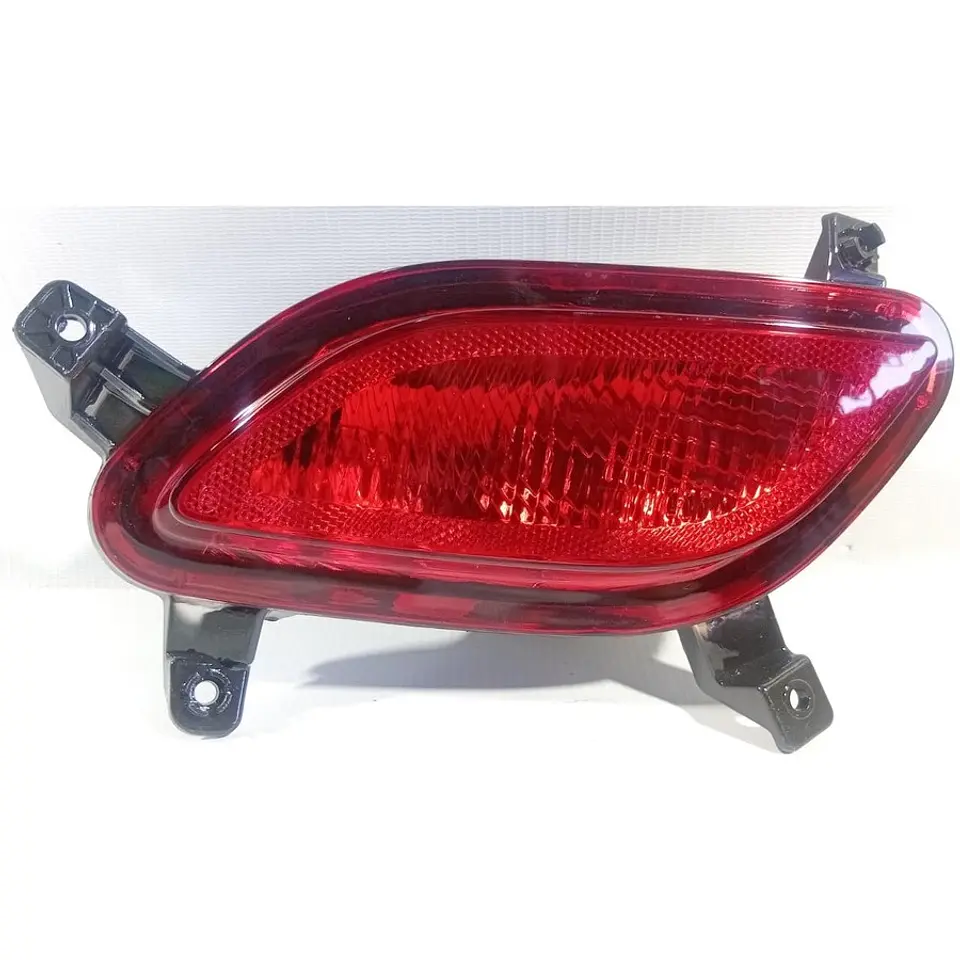 Neblinero Trasero Derecho (Rh) Para Chery Tiggo 2 1
