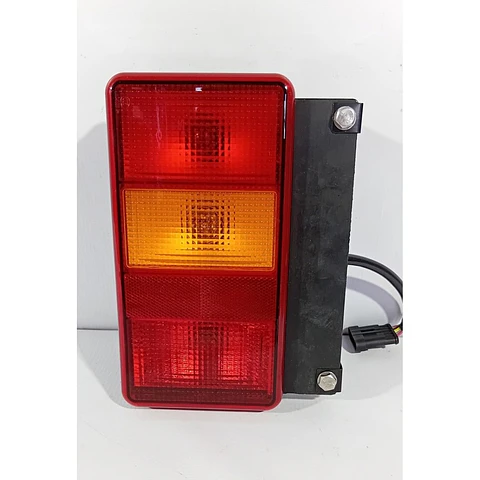 Farol Izquierdo (Lh) (Chico 3 Ampolletas) Para Maxus C35