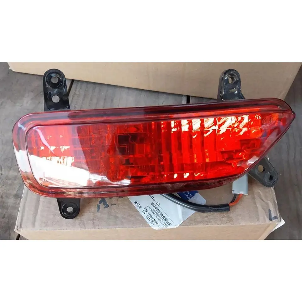 Neblinero Trasero Izquierdo (Lh) Para Lifan X60 1
