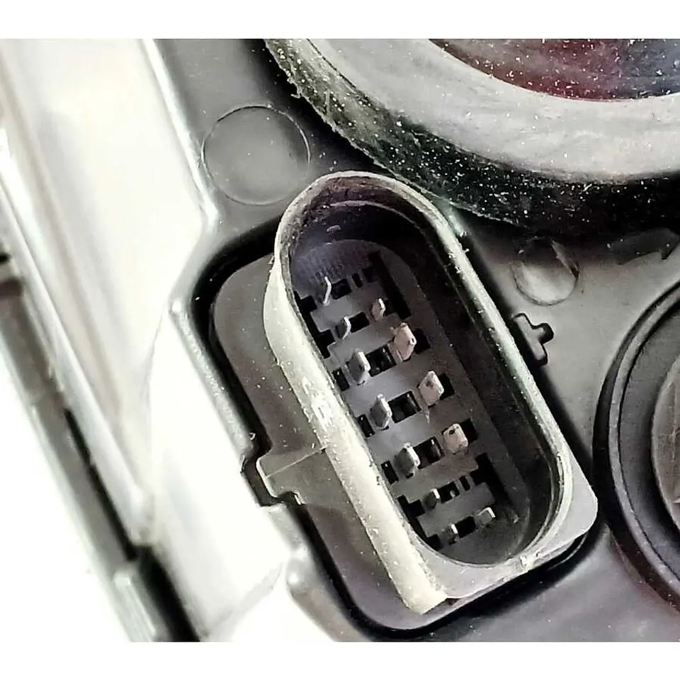 Optico Derecho (Rh) Con Led Para JAC New Refine Great Wall M4 1.9 3
