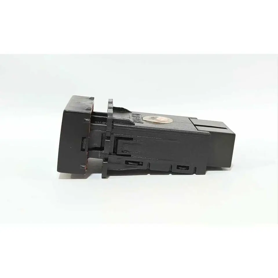 Boton Hazard Para DFSK Truck / Cargo / Van C21 C22 C25 1.2 3