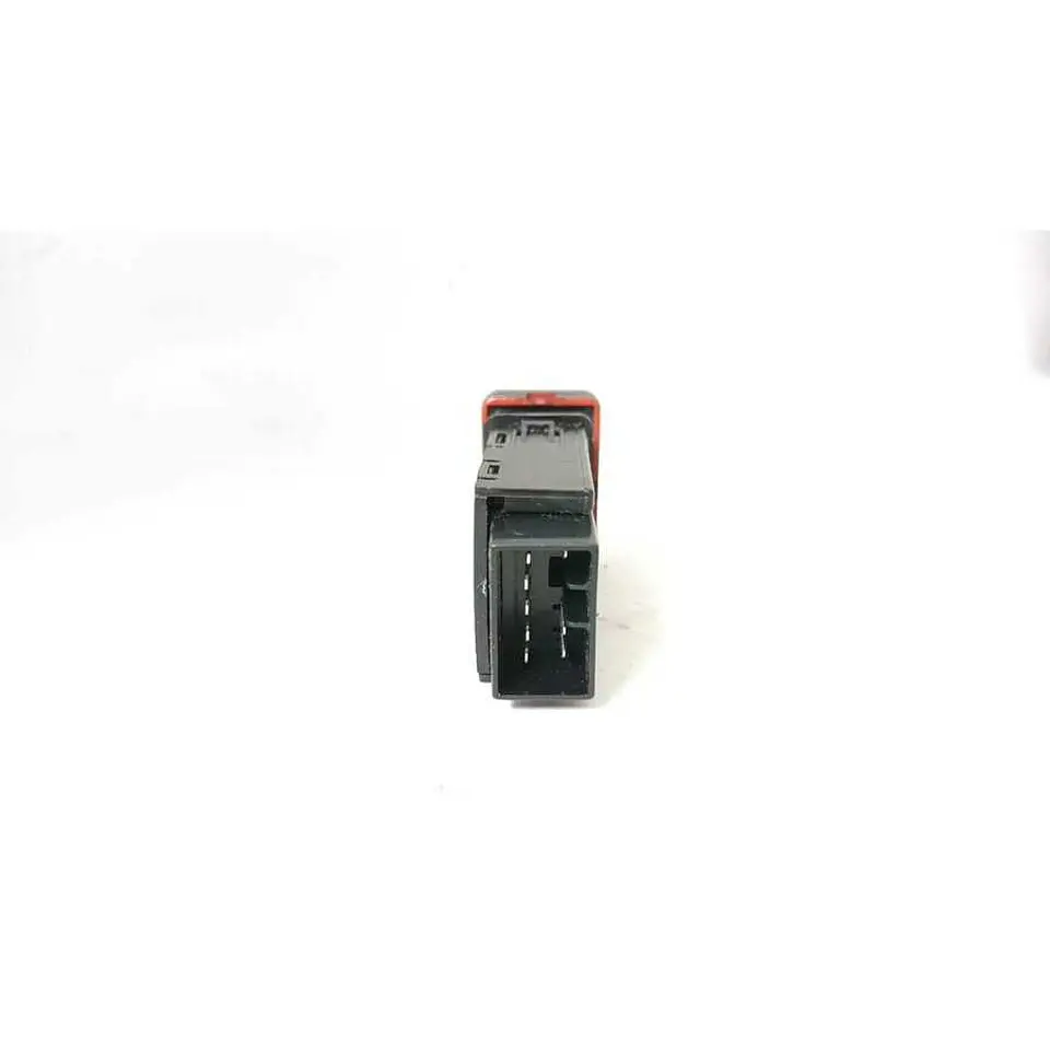 Boton Hazard DK15 (Tipo 2) Para DFSK Truck / Cargo / Van C35 C37 7