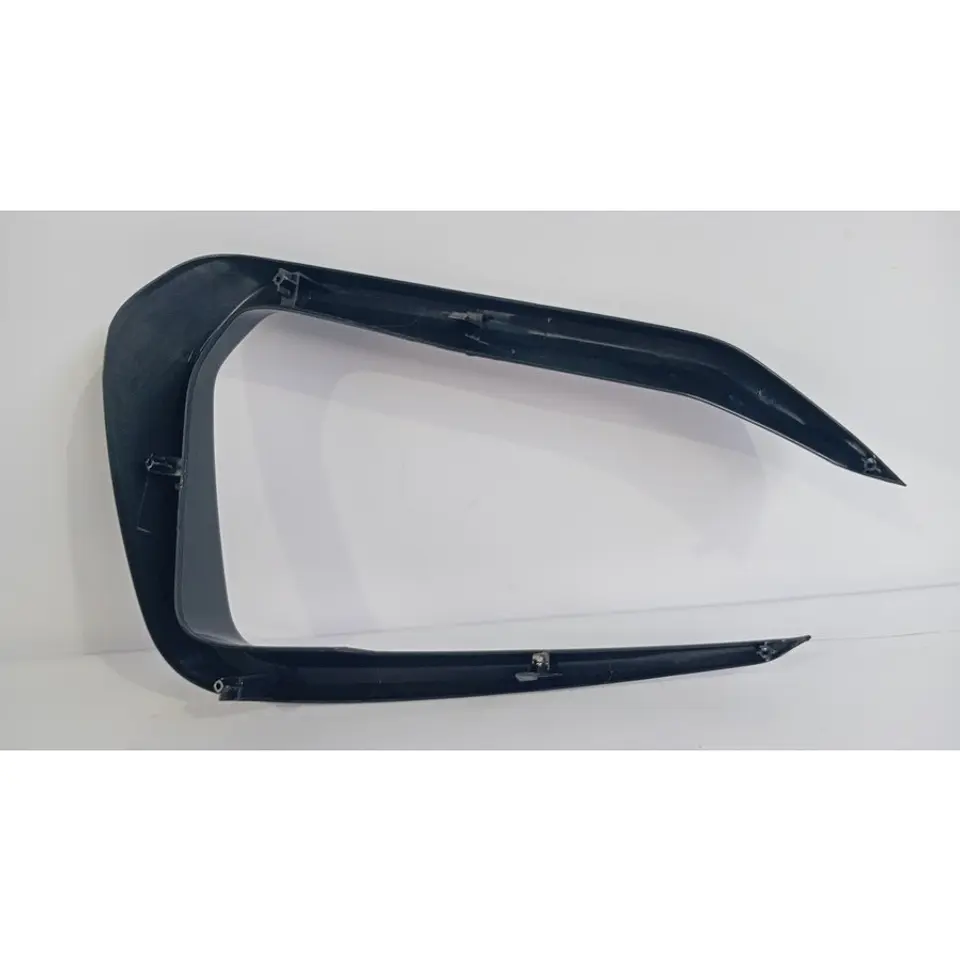 Moldura Marco Neblinero Delantero Derecho (Rh) Negro Para DFM SX5 2