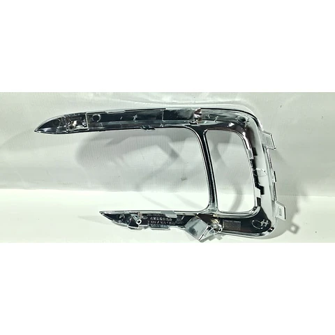 Cromado Bisel Neblinero Delantero Derecho (Rh) Para Chery Tiggo 2