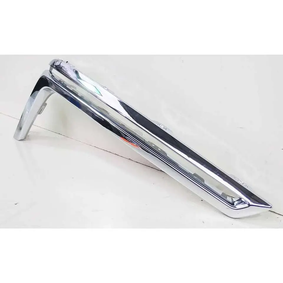 Cromado Bisel Neblinero Delantero Derecho (Rh) Para MG RX5 2