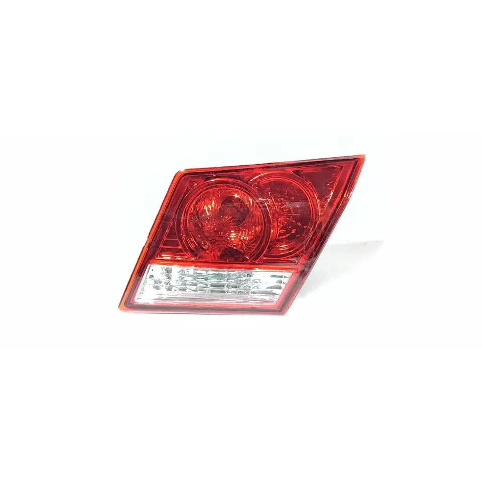 Farol Interior Derecho (Rh) Para BYD G3 1