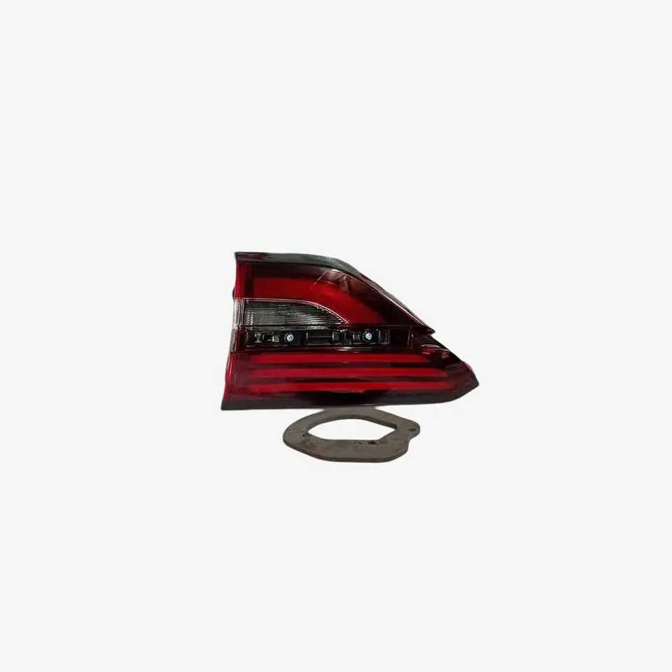 Farol Interior Derecho (Rh) Para Geely Coolray Old 1