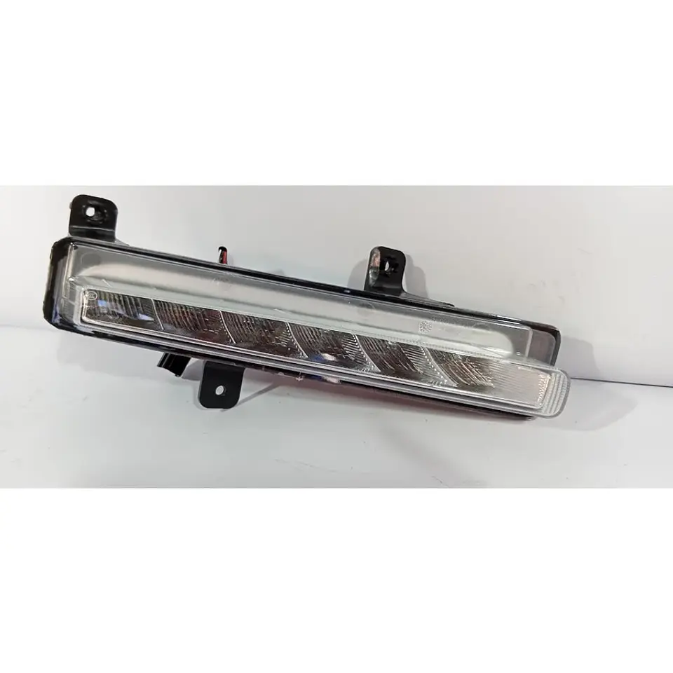 Luz LED (Rh) Chery Tiggo 3 2020-2024 2