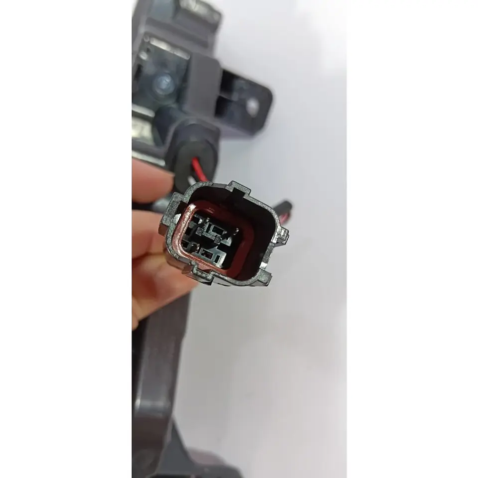 Luz LED (Rh) Chery Tiggo 3 2020-2024 3
