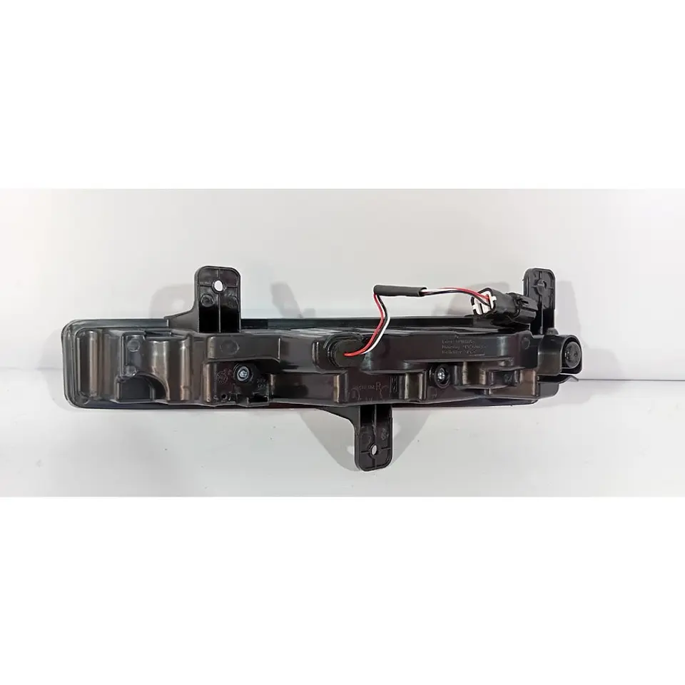 Luz LED (Rh) Chery Tiggo 3 2020-2024 4