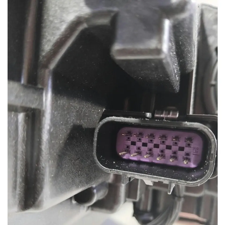 Óptico (Lh) Con LED MG RX5 2023-2026 4