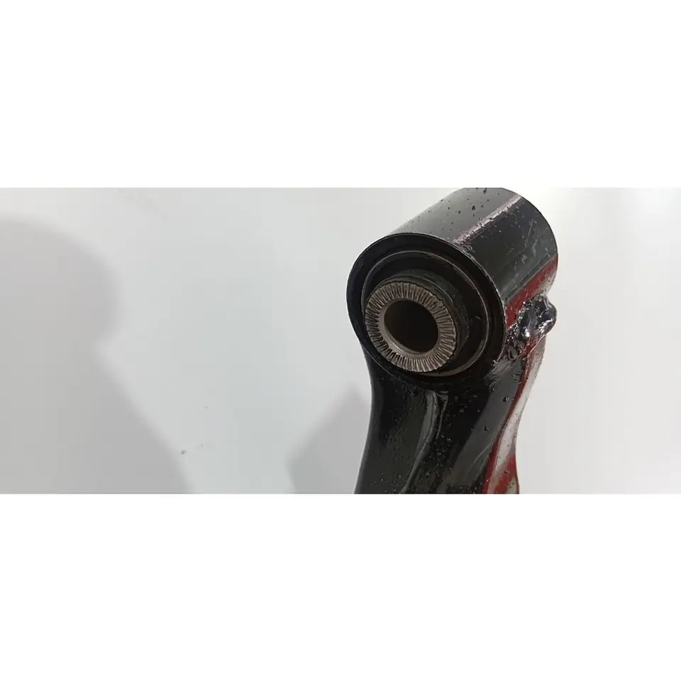 Par De Bandejas De Suspensión Con Rótula Geely EX7 2.0 2013-2016 3