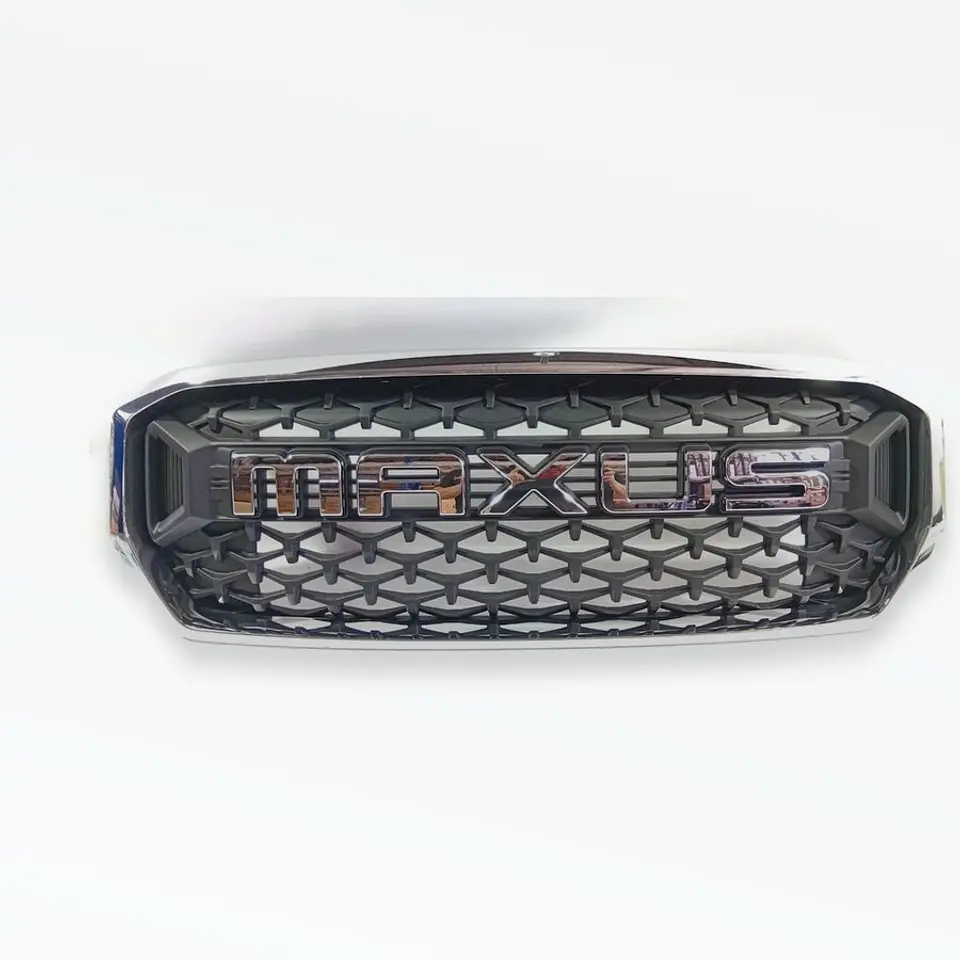 Mascara Negra Con Letras Cromada Maxus T60 2017-2026 1